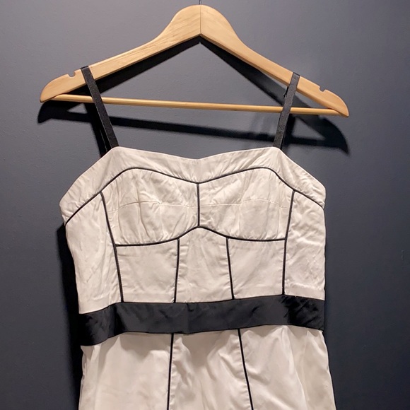 Black & White Dress - Picture 2 of 3